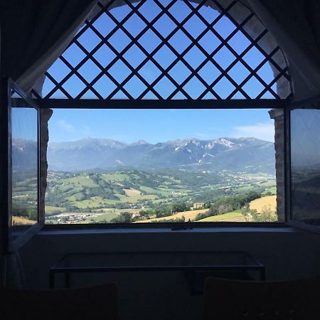 Est Locanda San Ginesio Eksteriør bilde