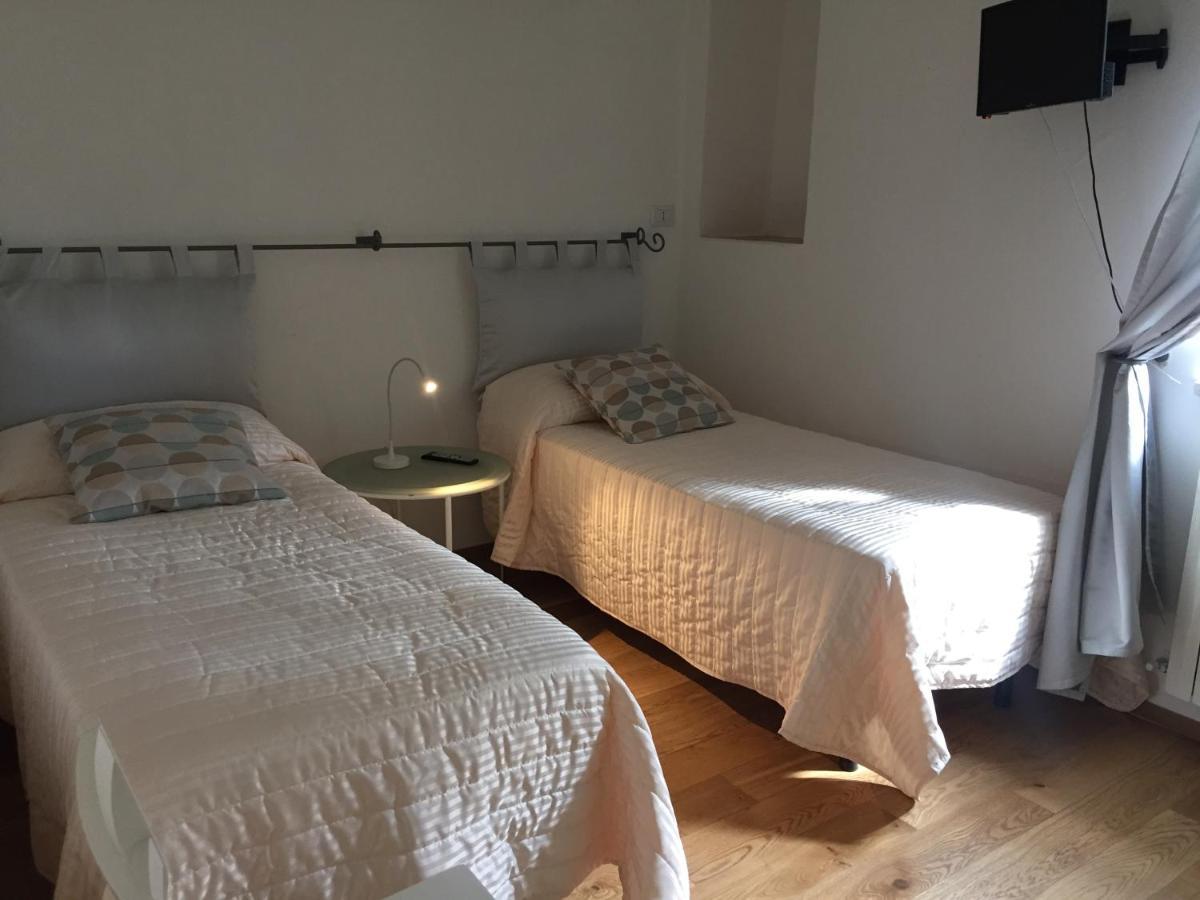 Est Locanda San Ginesio Eksteriør bilde