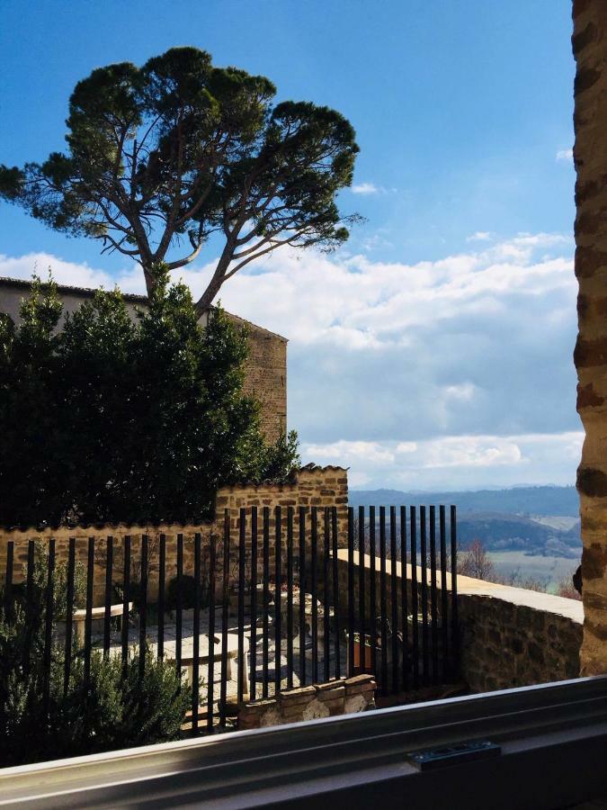 Est Locanda San Ginesio Eksteriør bilde