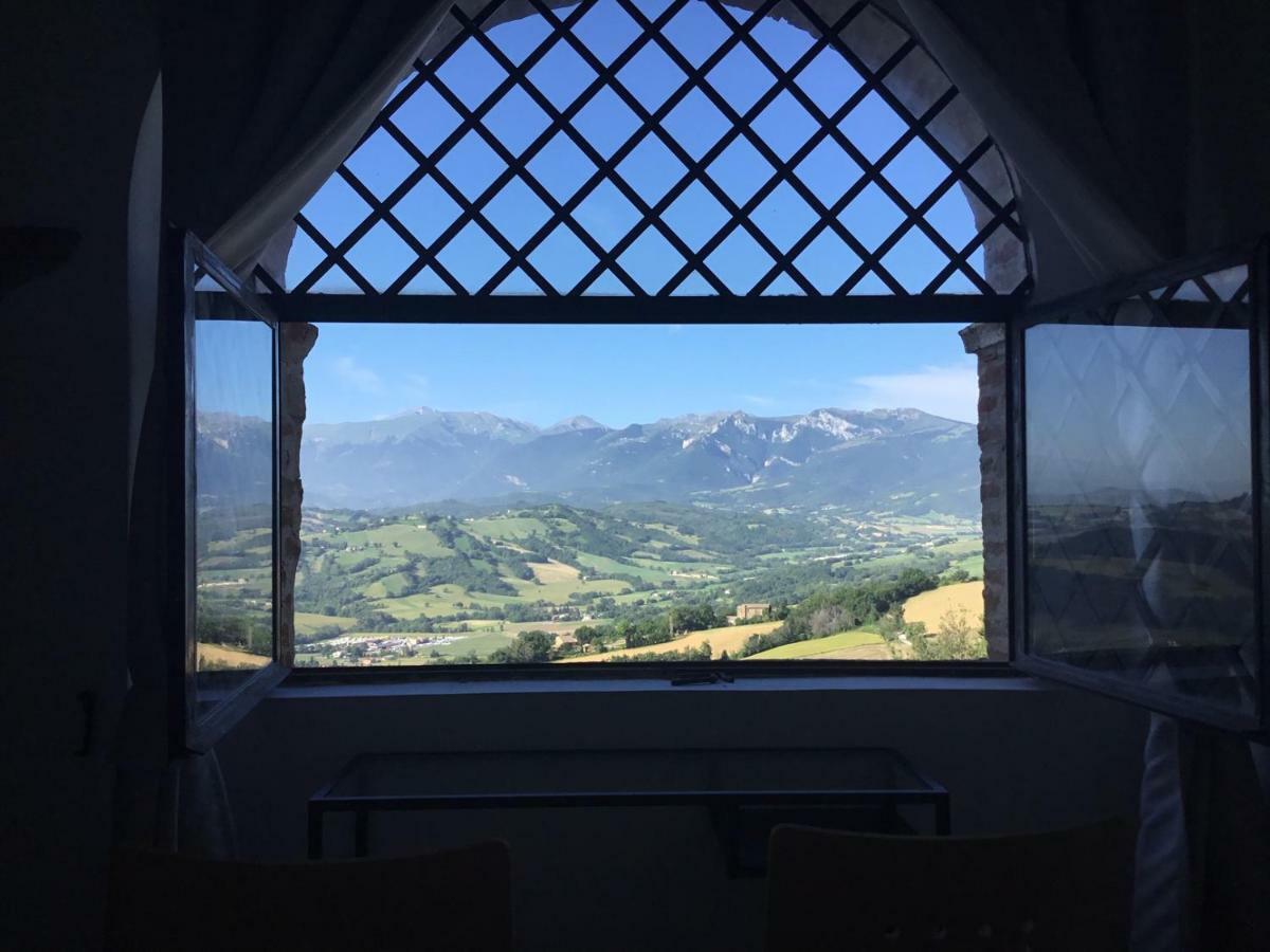 Est Locanda San Ginesio Eksteriør bilde